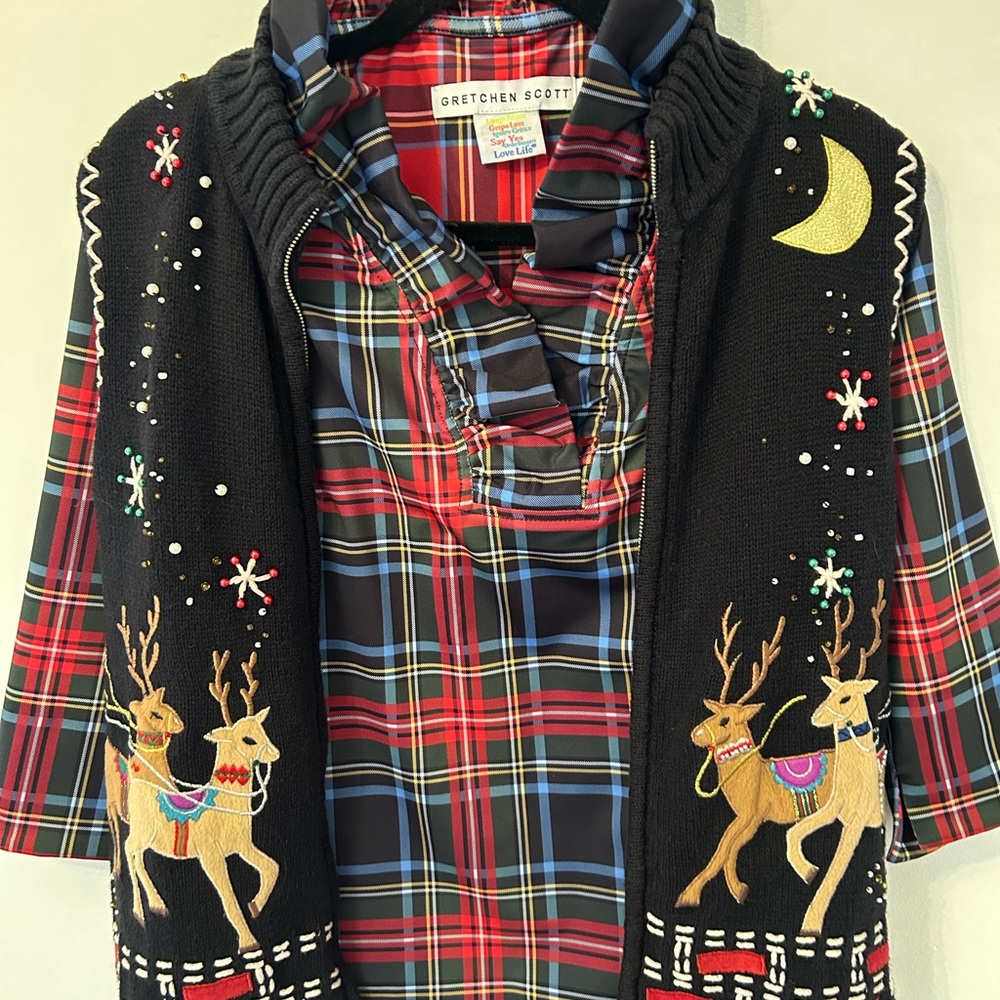 FAST SHIPPING VTG DSN Originals Studio Joy Reindeer Beaded Christmas  Vest - Picture 2 of 10